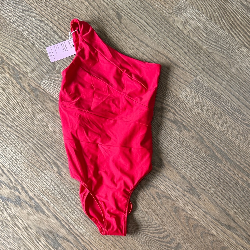 Quince NWT One-Shoulder Red Swimsuit